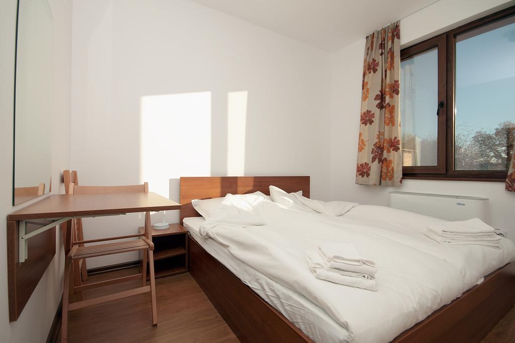 Yan Bibiyan Guest House Negushevo Esterno foto